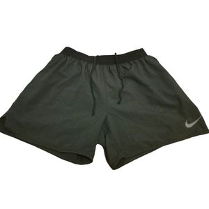 Nike tempo shorts